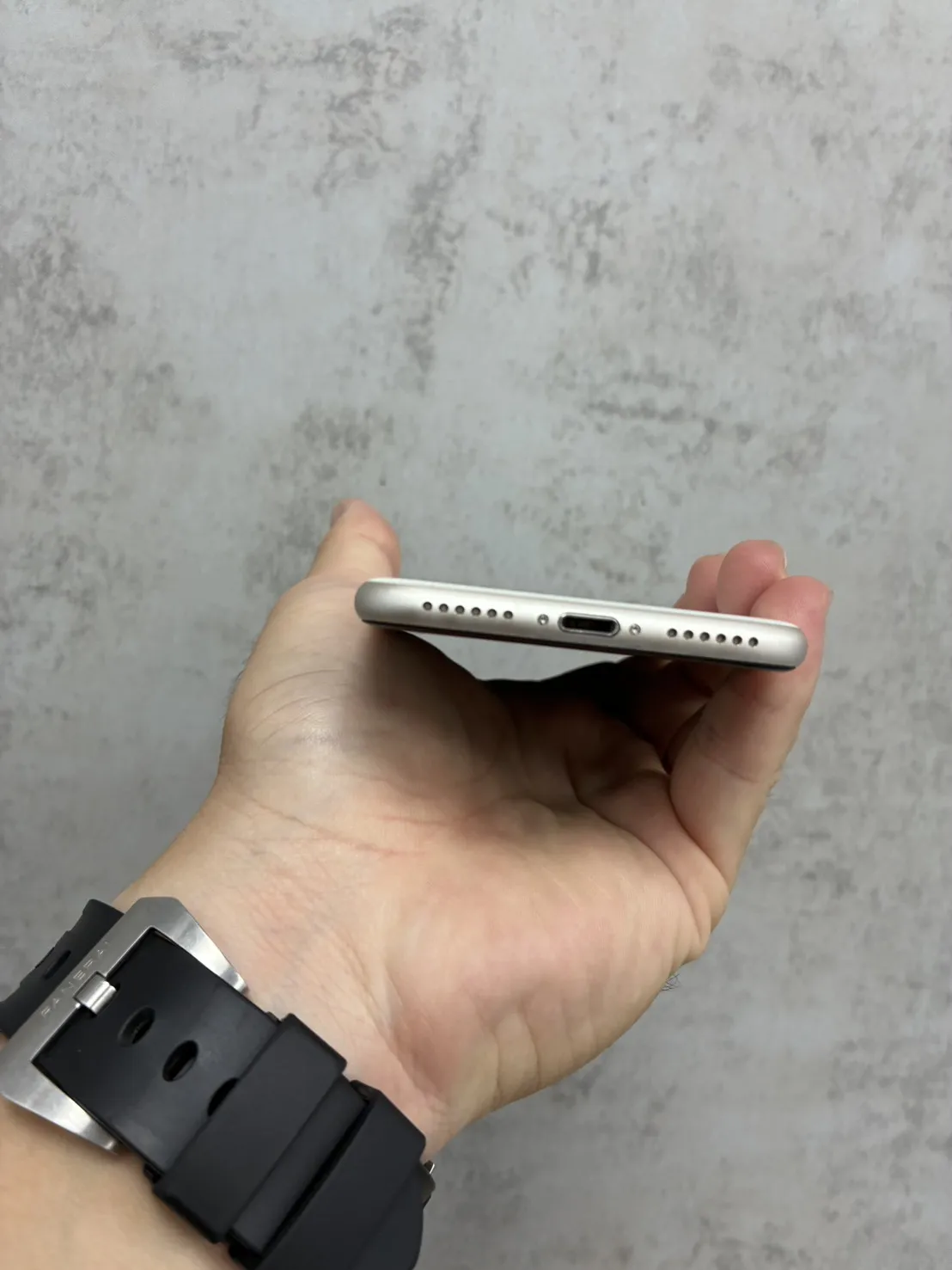 iPhone SE3 128G 白
