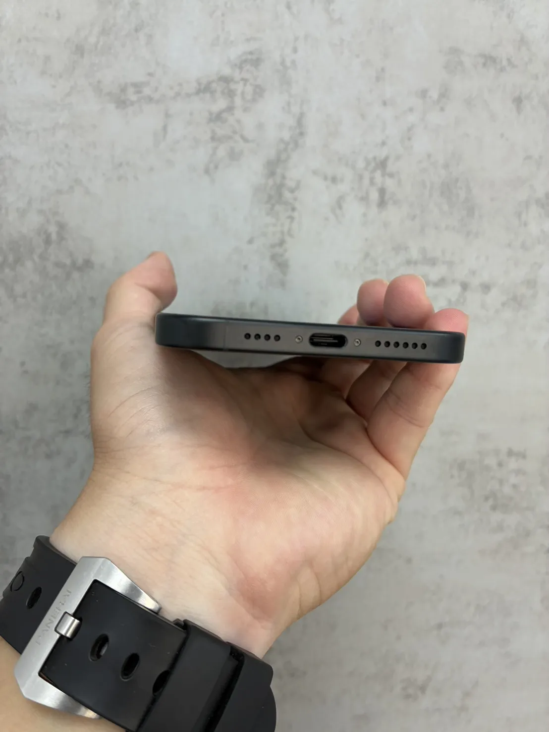 iPhone 16 Plus 128G 黑