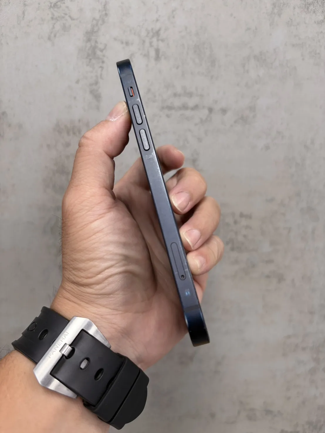 12 128G 黑 副廠電池 100 %