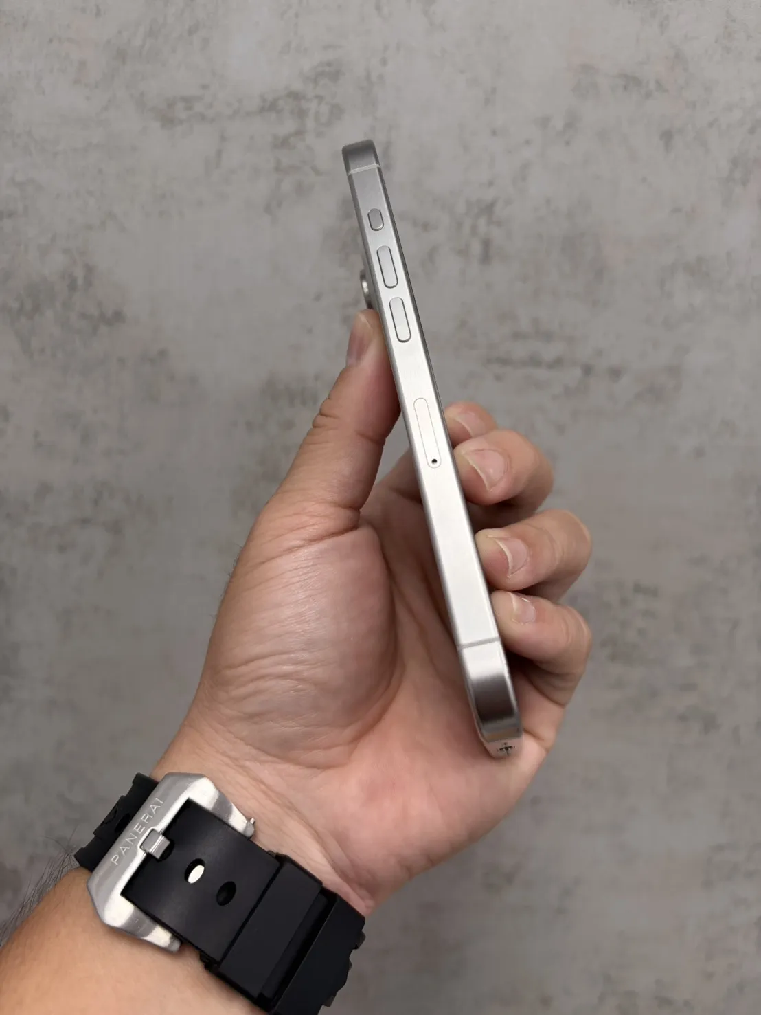 15 Pro 128G 白 電池 89 %