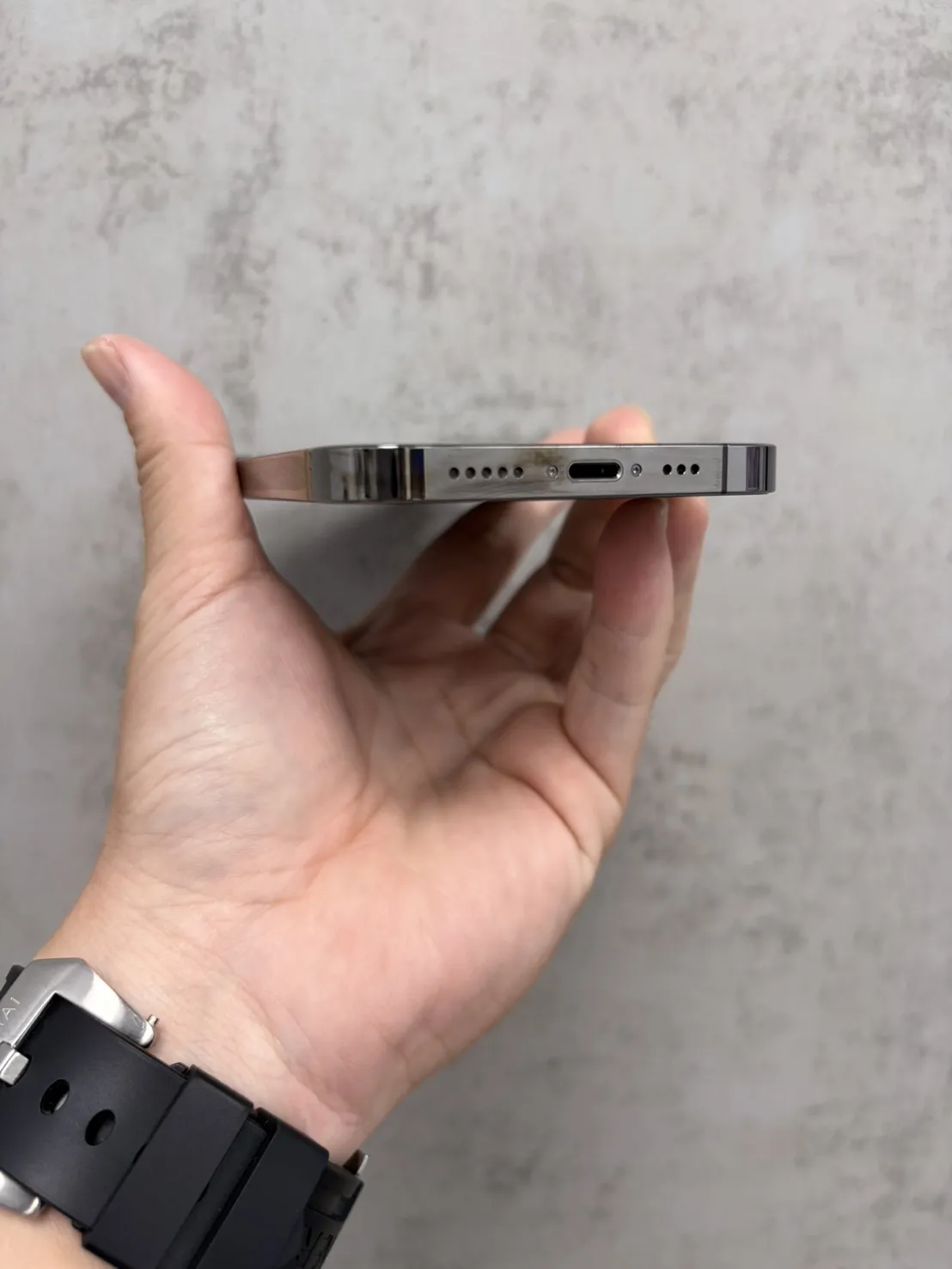 12 Pro 256G 黑 副廠電池 100 %