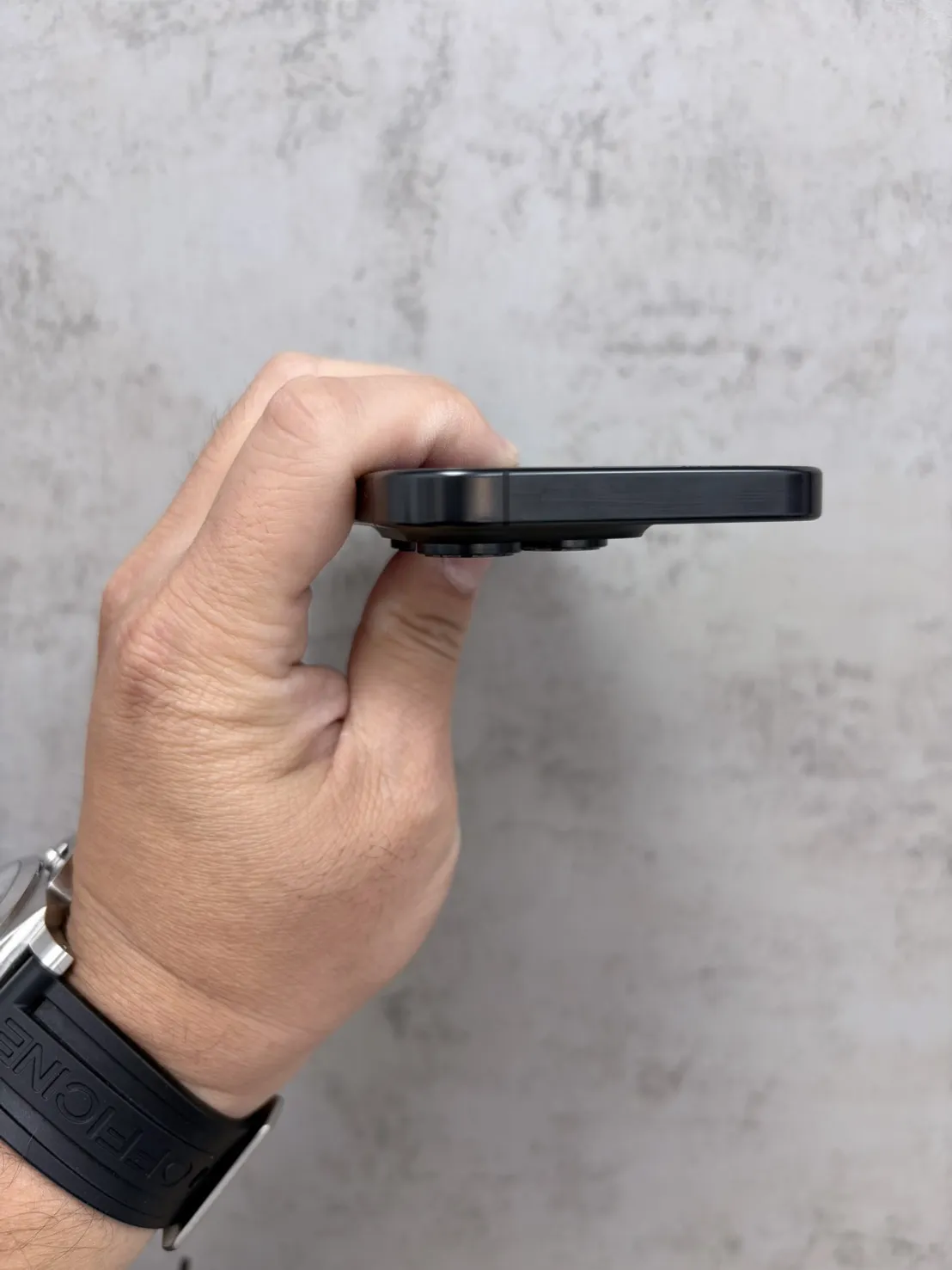 16 Pro 256G 黑 電池 93 % 保固內