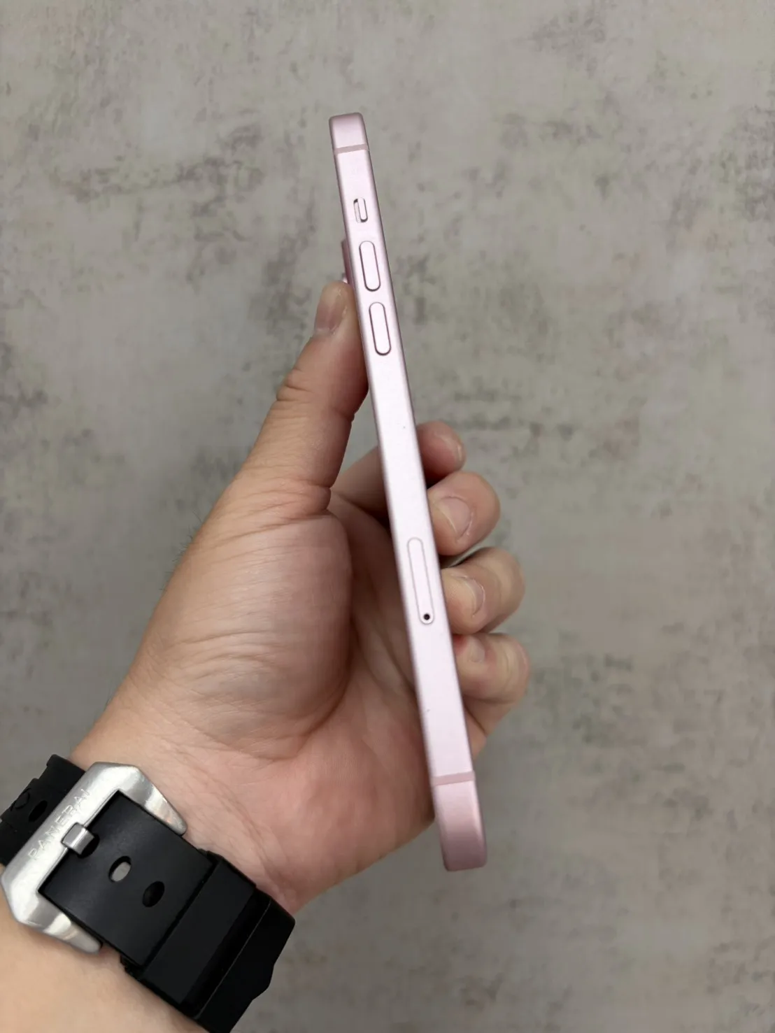 15 Plus 128G 粉 電池80% #29