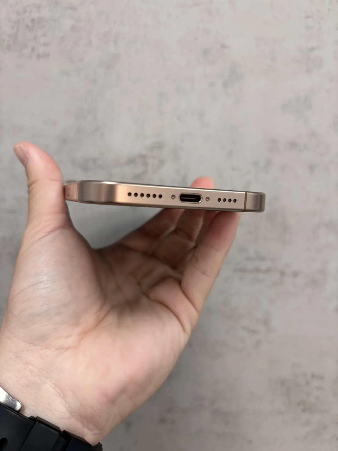 16 Pro Max 256G 金 電池94% #42