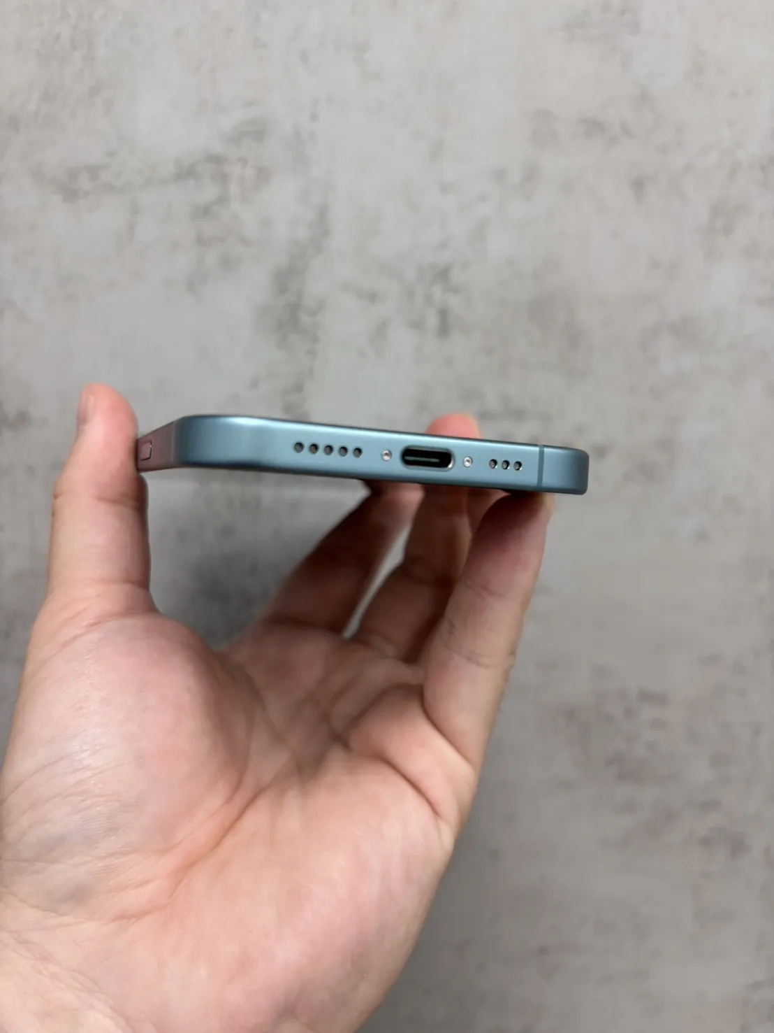 16 128G 綠 電池89% #31