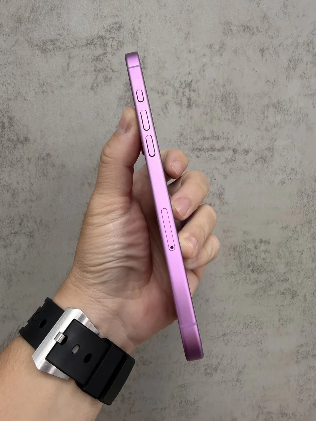 16 Plus 128G 粉 電池92% #46