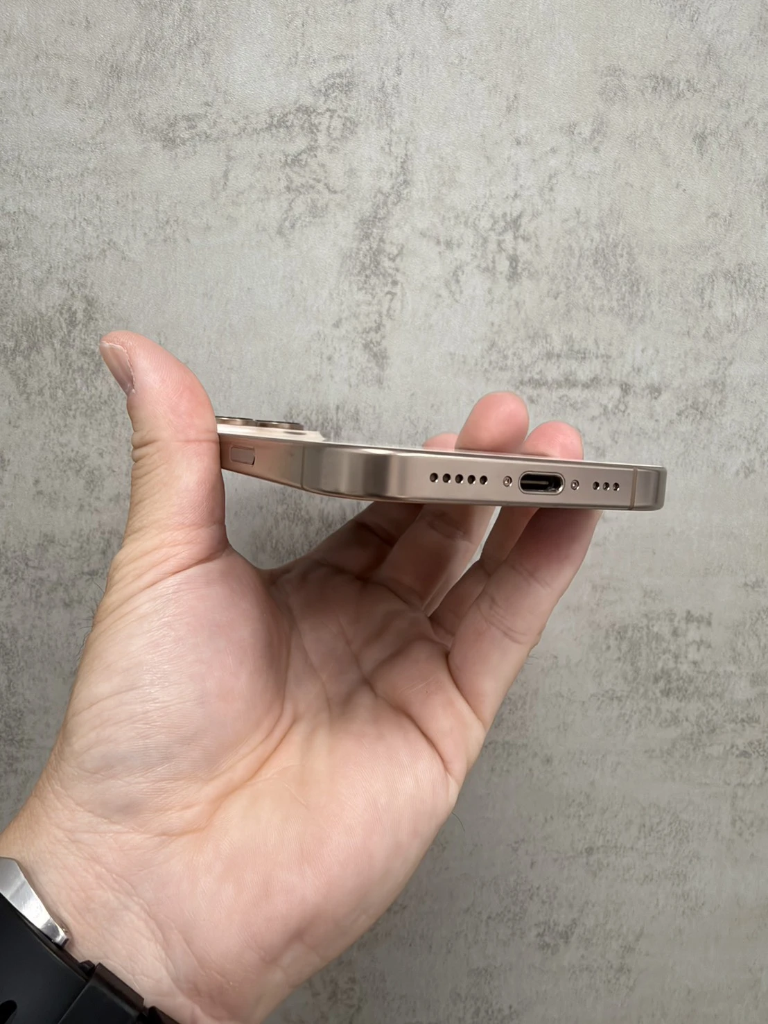 16 Pro 256G 金 電池 85 % #73