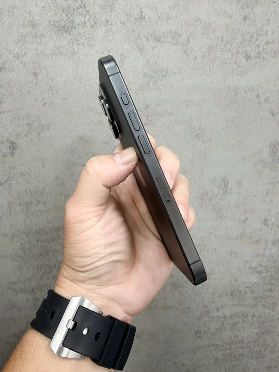 15 Pro 256G 黑 電池91% #97