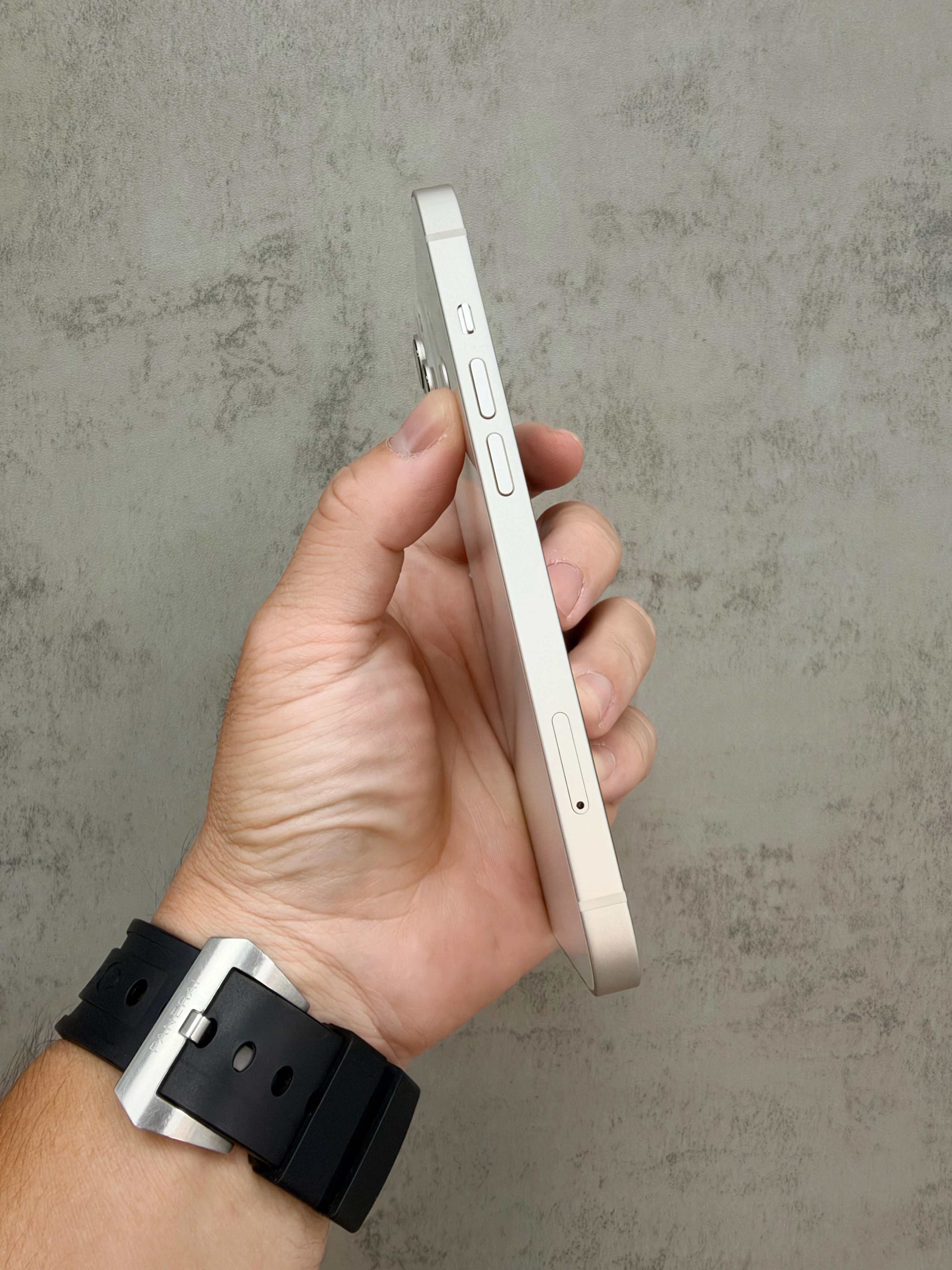 13 128G 白 電池70% #71