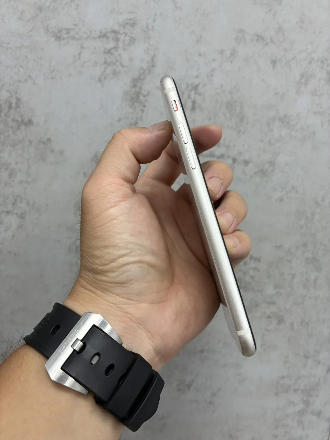 iPhone SE3 128G 白