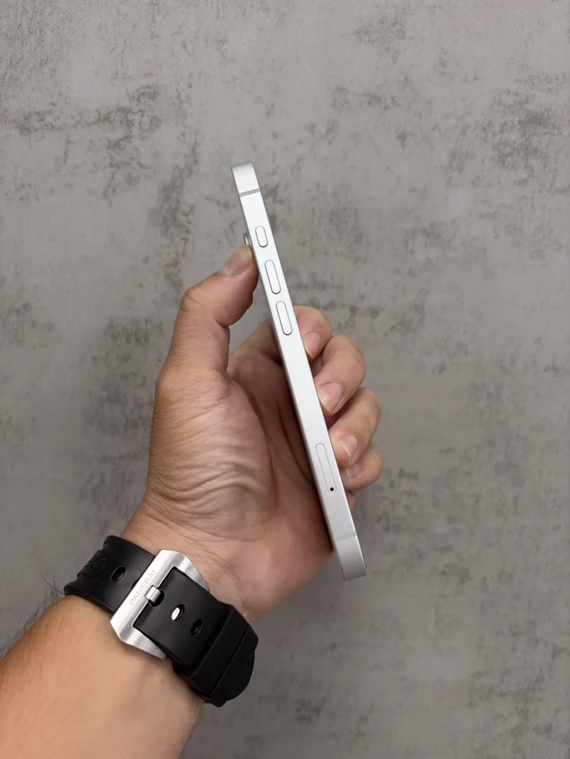 16e 128G 白 原廠保固內 電池 100 %