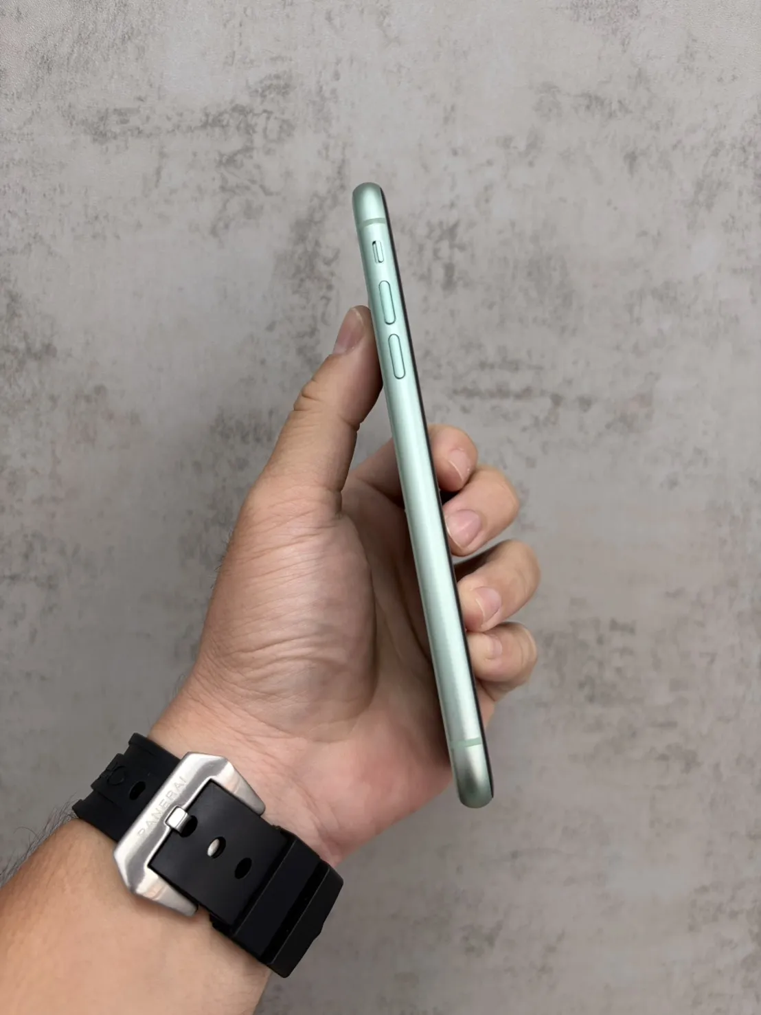 11 128G 綠 副廠電池 100 %