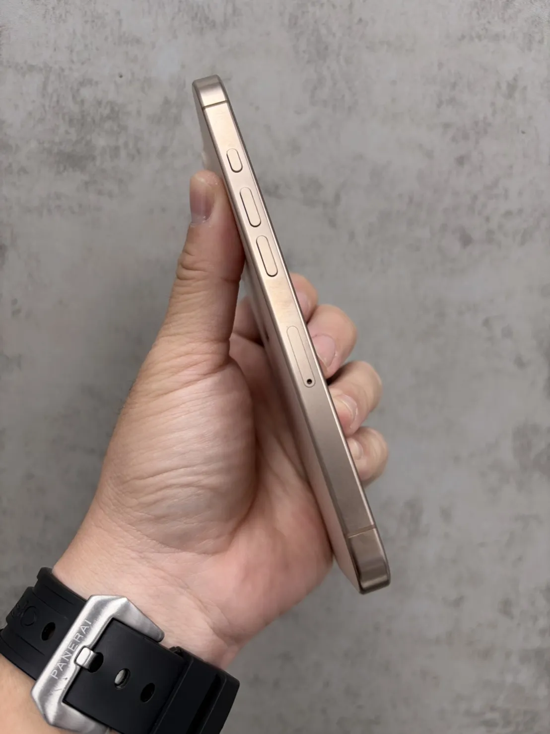 16 Pro 256G 金 電池 92 %