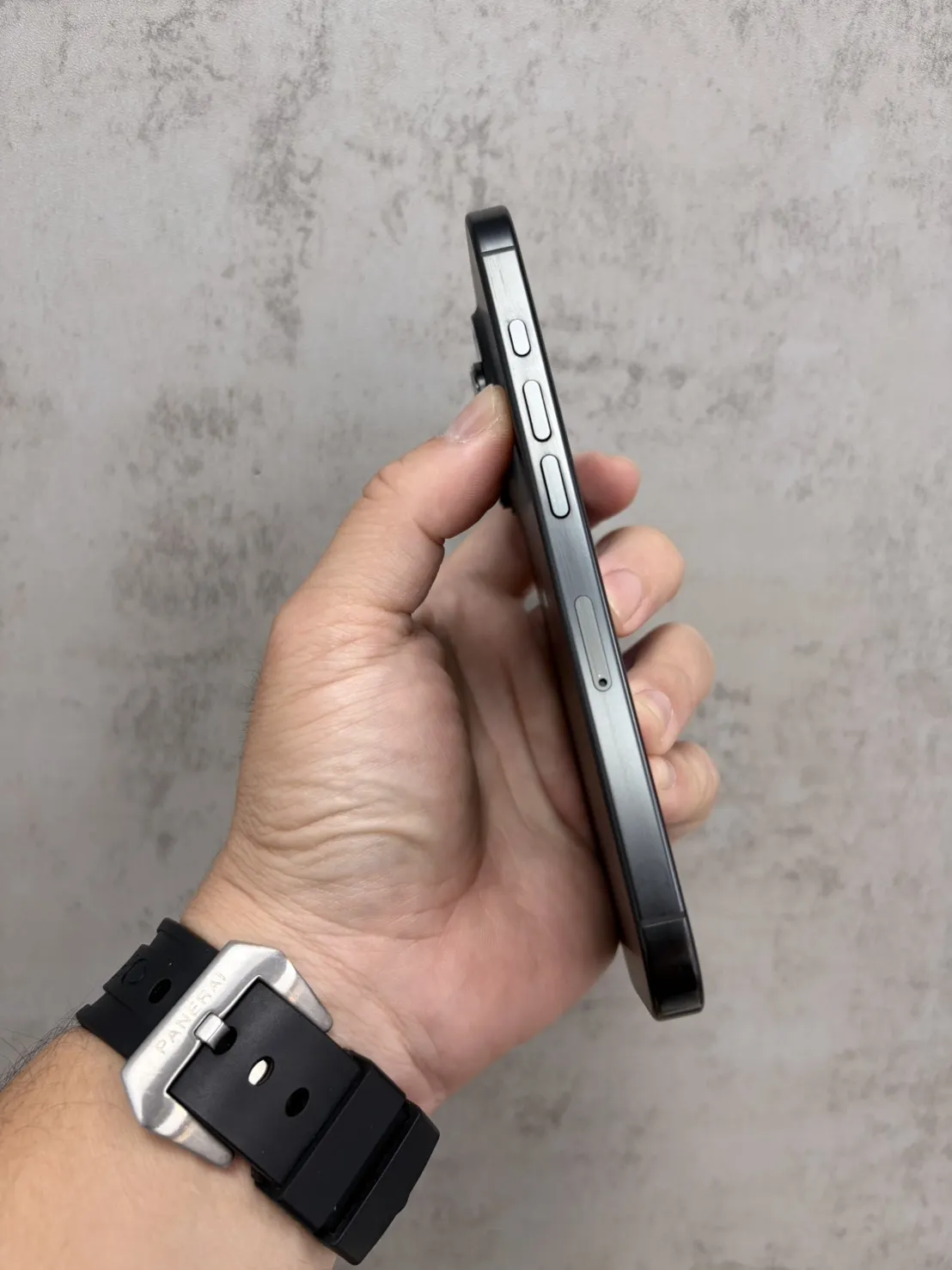 16 Pro 256G 黑 電池 93 % 保固內