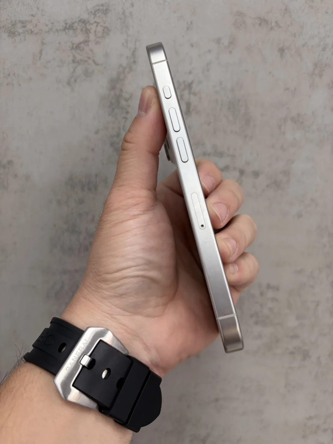 15 Pro 256G 銀 電池87% #72