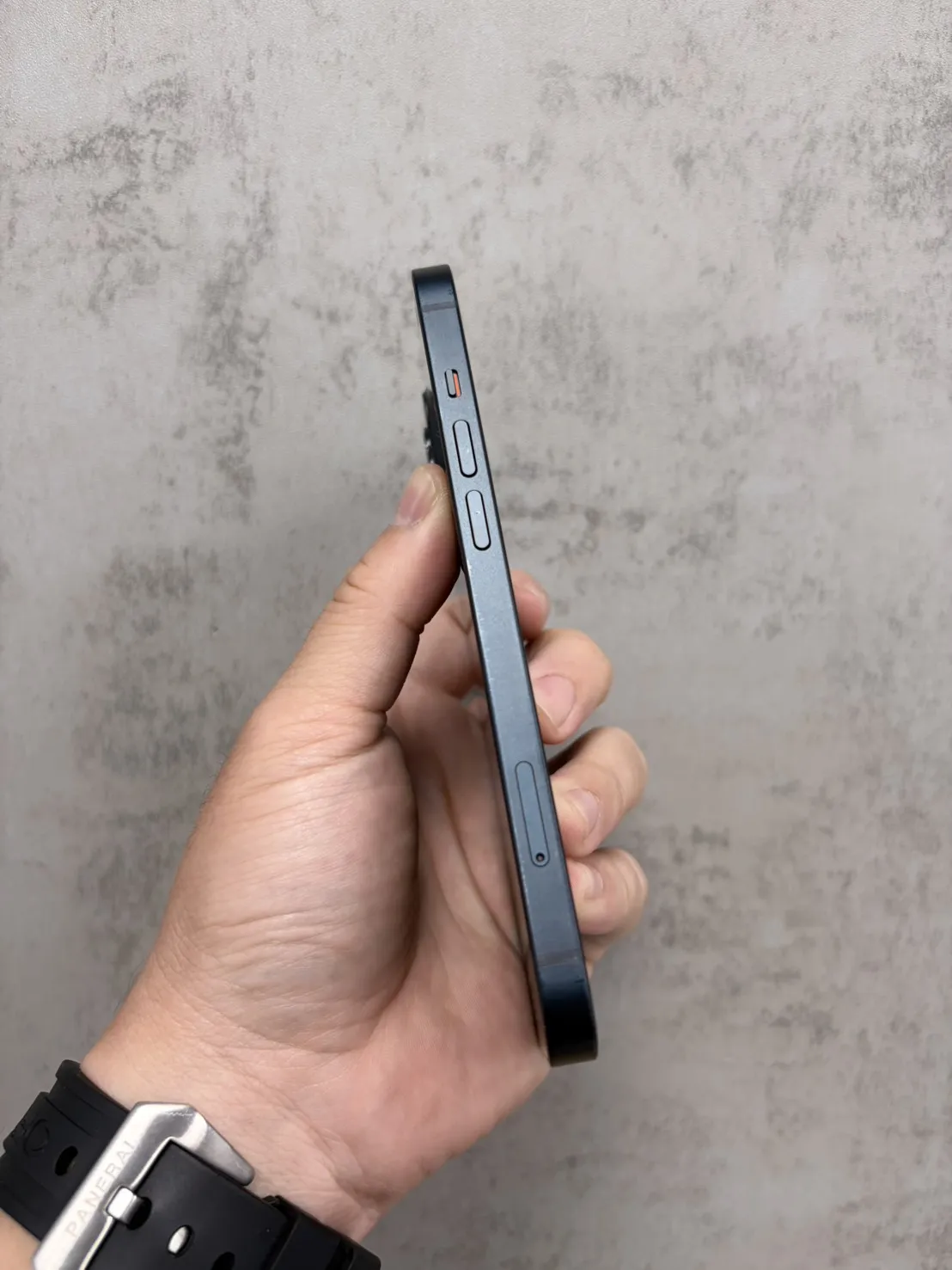 13 128G 黑 電池80% #40