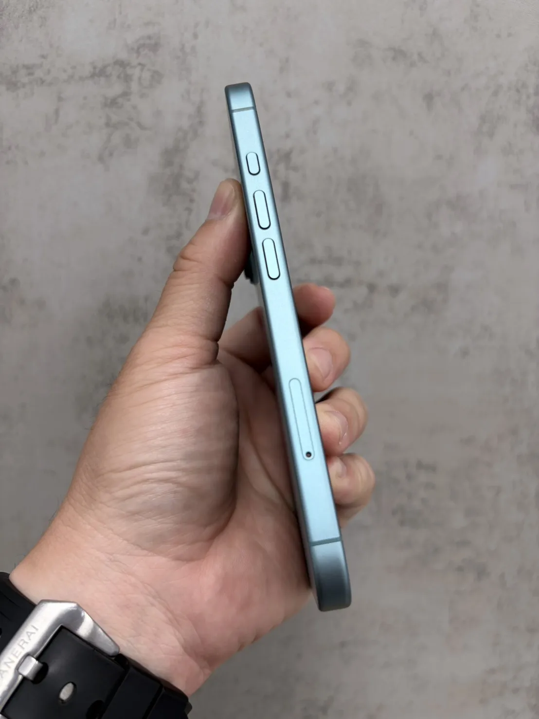 16 128G 綠 電池89% #31