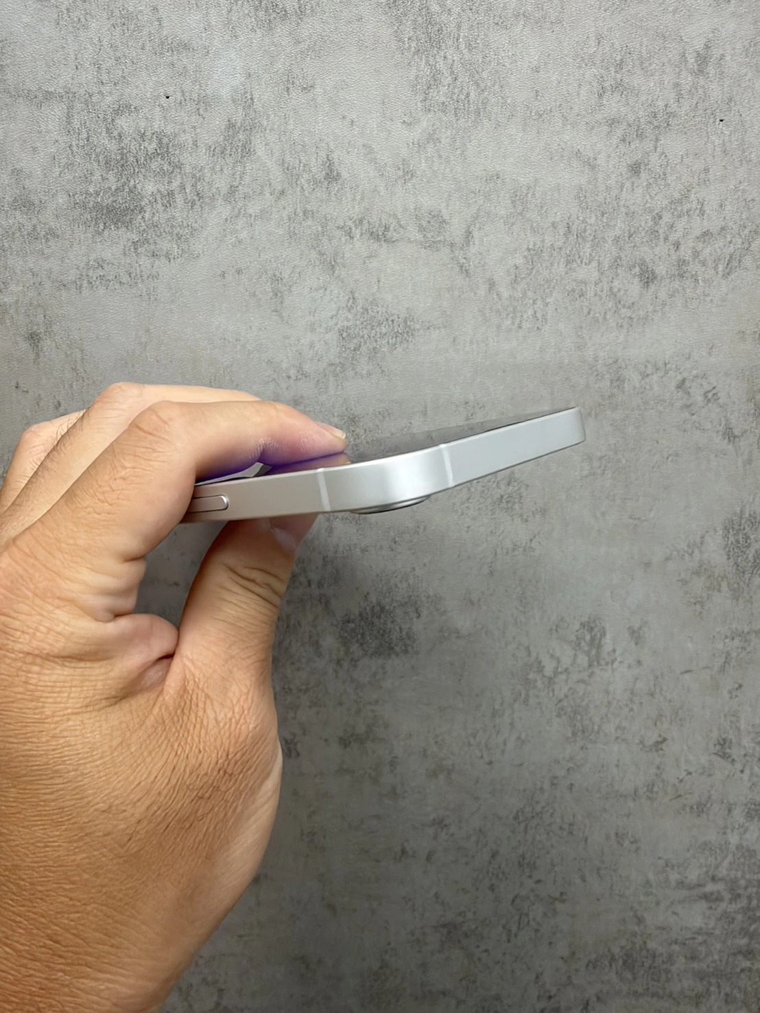 16e 256G 白 電池89% #52