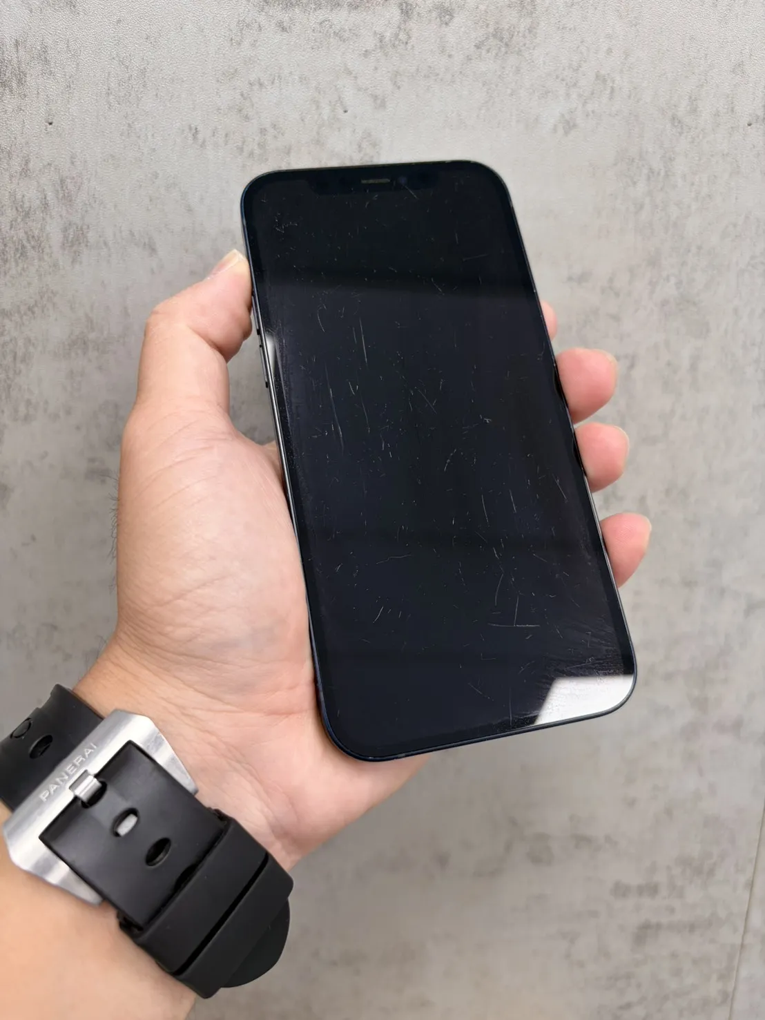 12 128G 黑 副廠電池 100 %