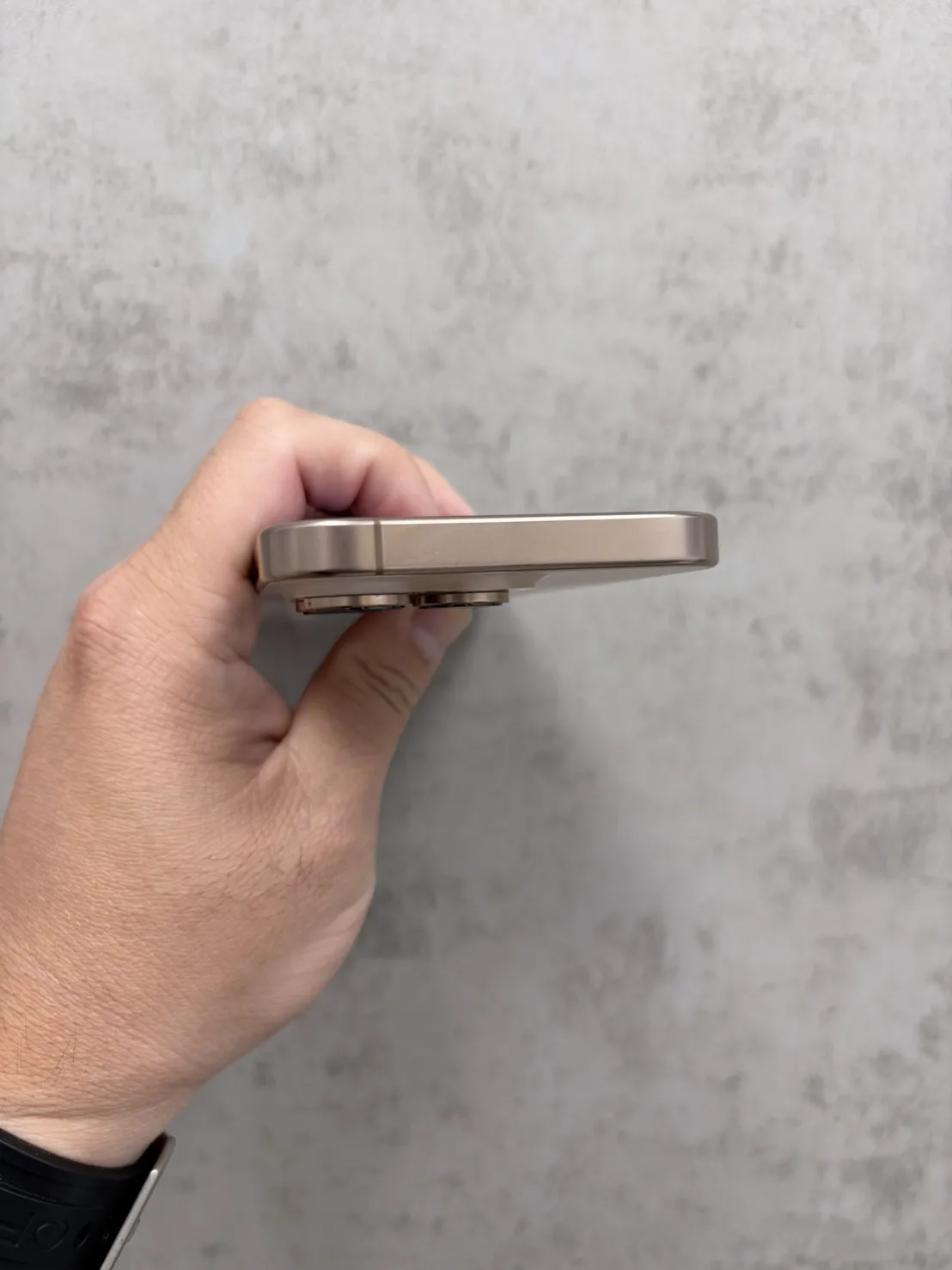 16 Pro 256G 金 電池 92 %