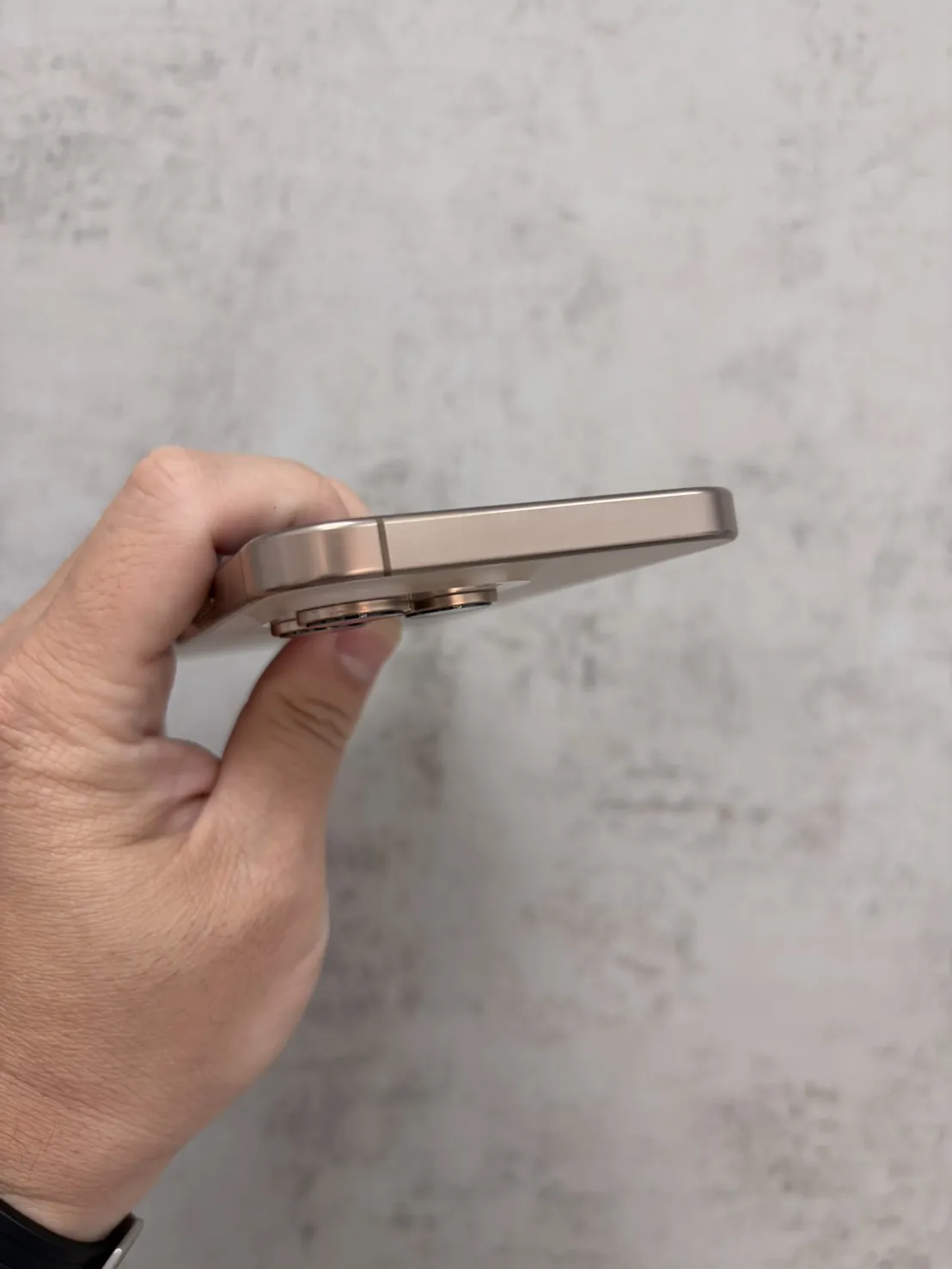 16 Pro Max 256G 金 電池94% #42