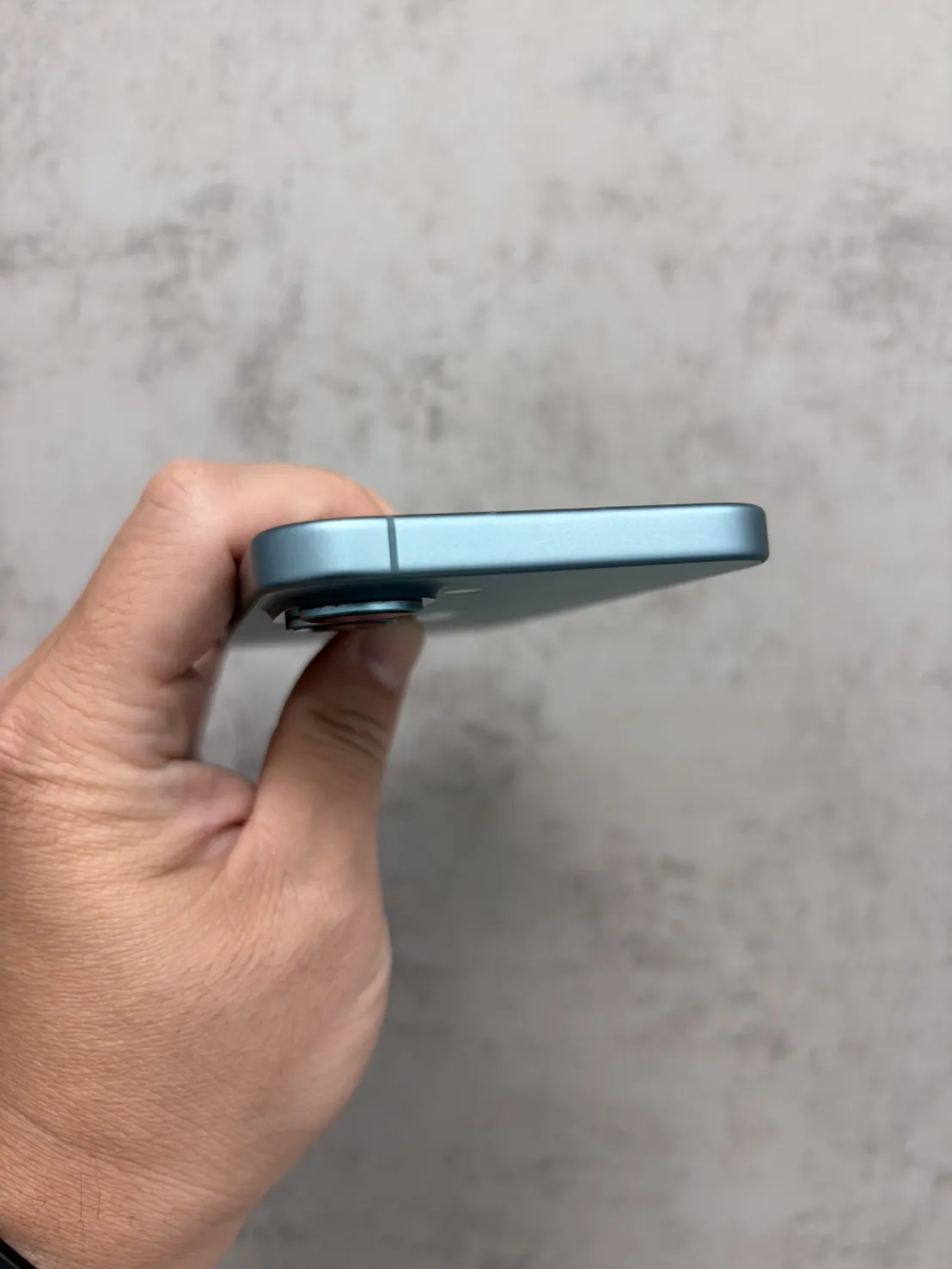 16 128G 綠 電池89% #31