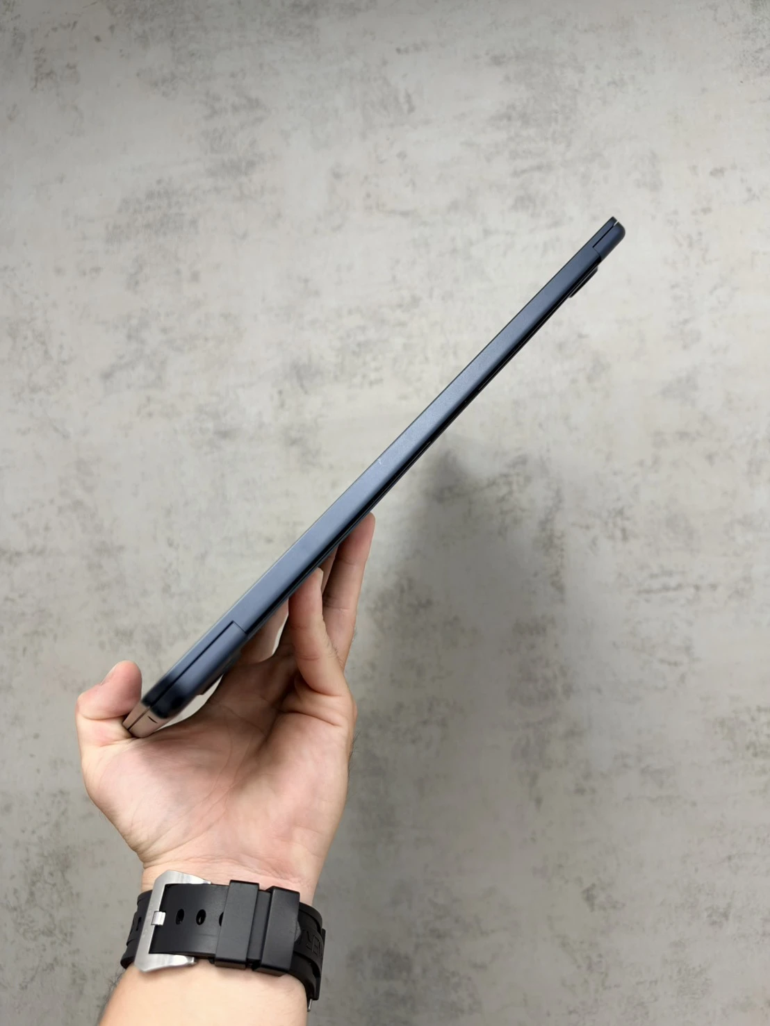 MacBook Air M4 16G/256G 藍+送全新蘋果滑鼠 電池100%