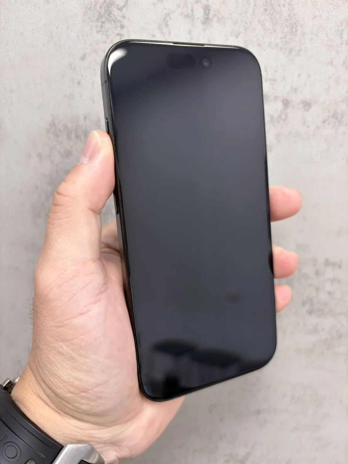 15 Pro 512G 黑 電池 81 %