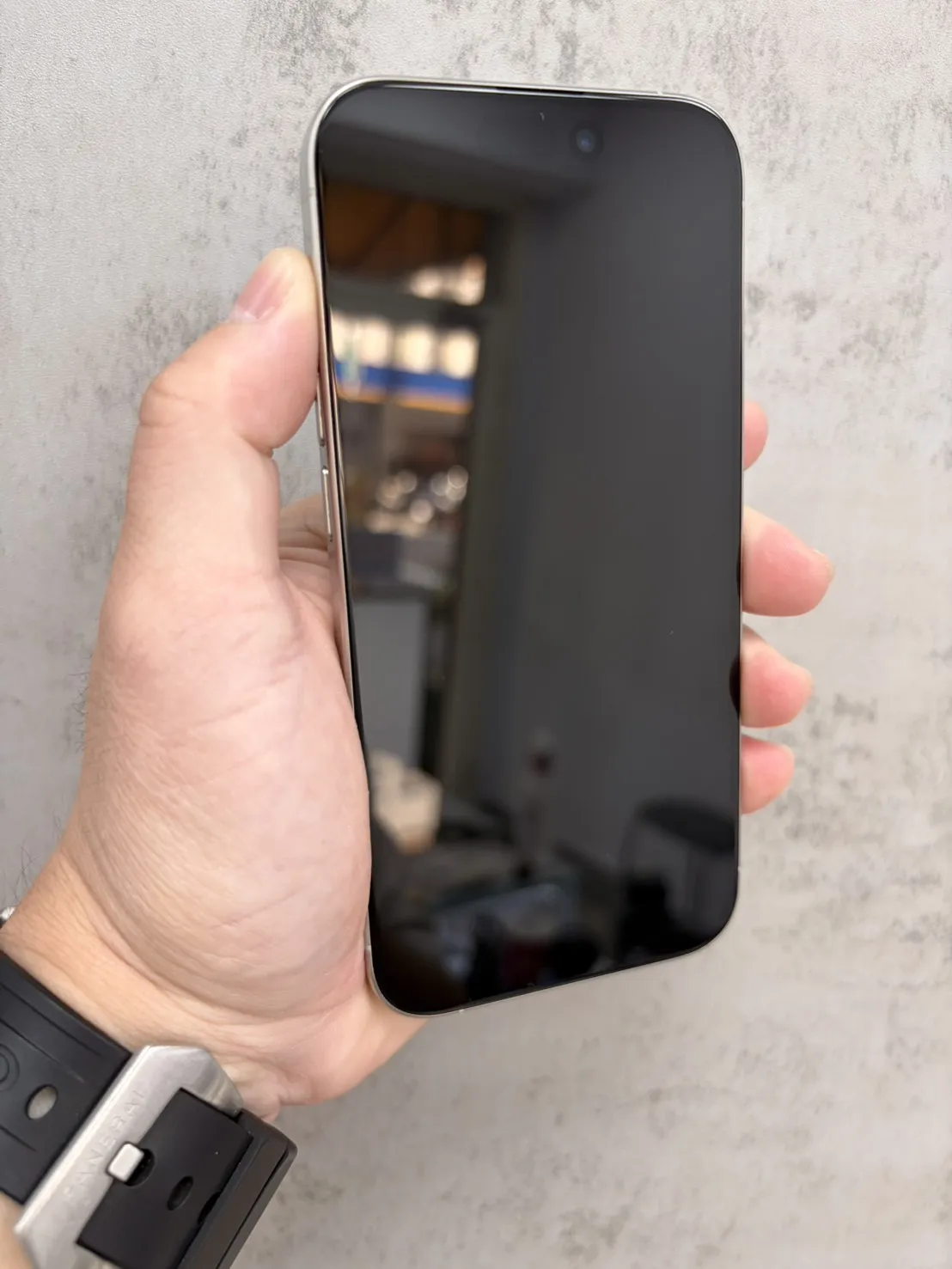 15 Pro 256G 銀 電池87% #72