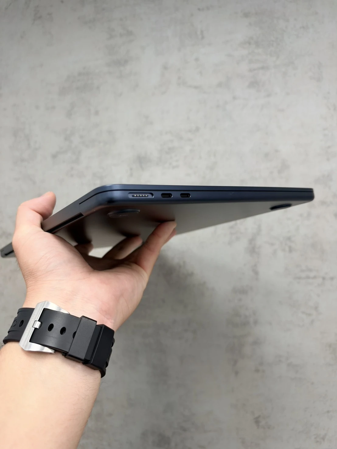 MacBook Air M4 16G/256G 藍+送全新蘋果滑鼠 電池100%