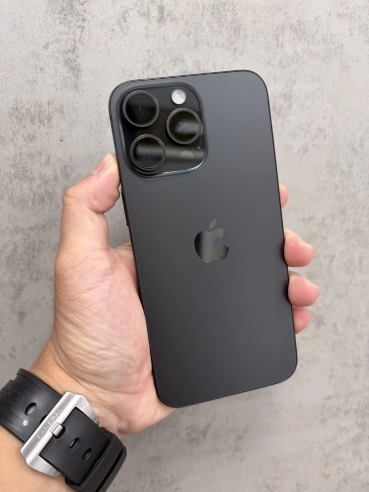 15 Pro Max 256G 黑 電池 91 %