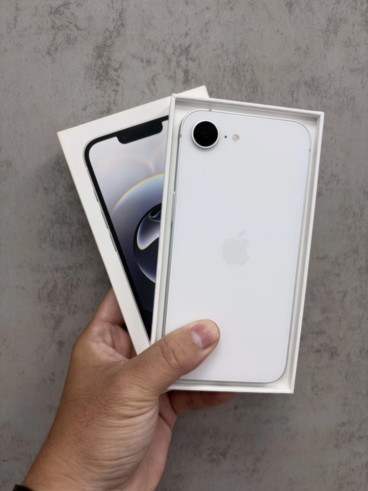 16e 128G 白 原廠保固內 電池 100 %