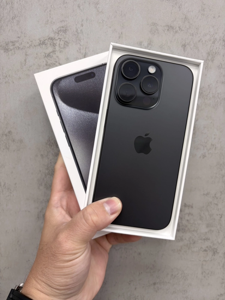 15 Pro 512G 黑 電池 81 %