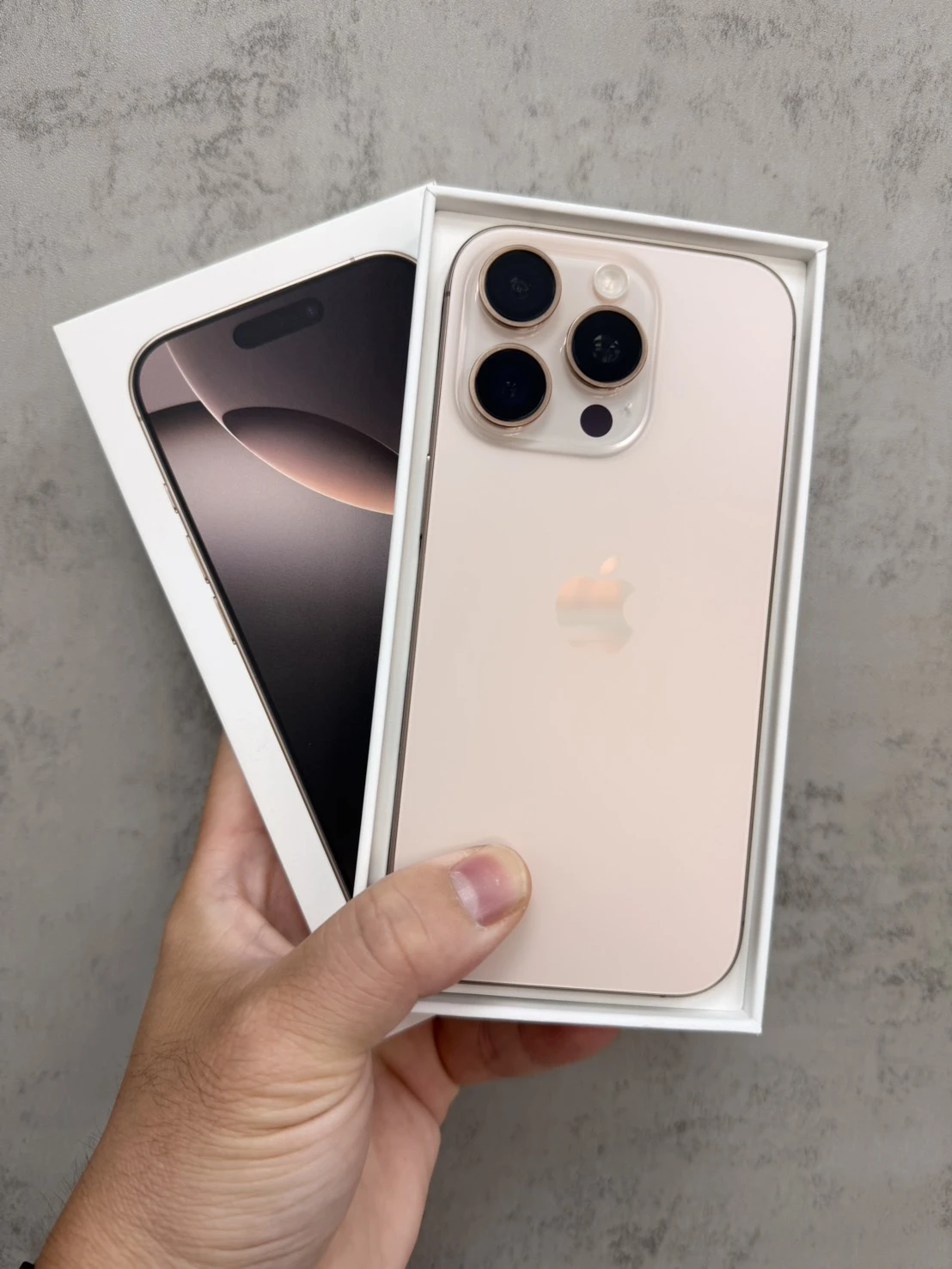 iPhone 16 Pro 256G 金 電池95% #16