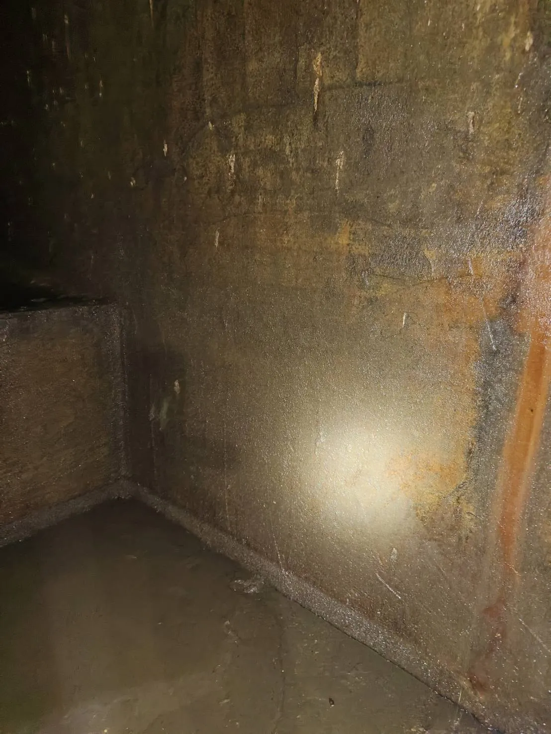 台南公園污水槽清洗