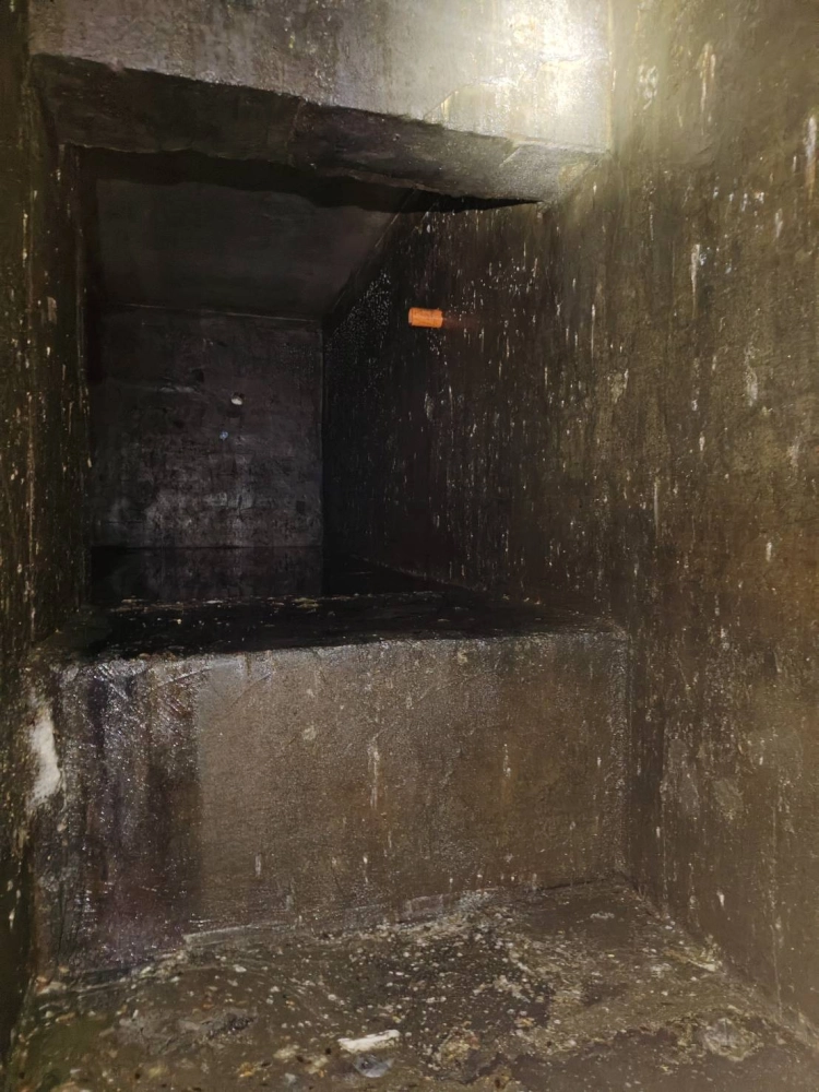 台南公園污水槽清洗