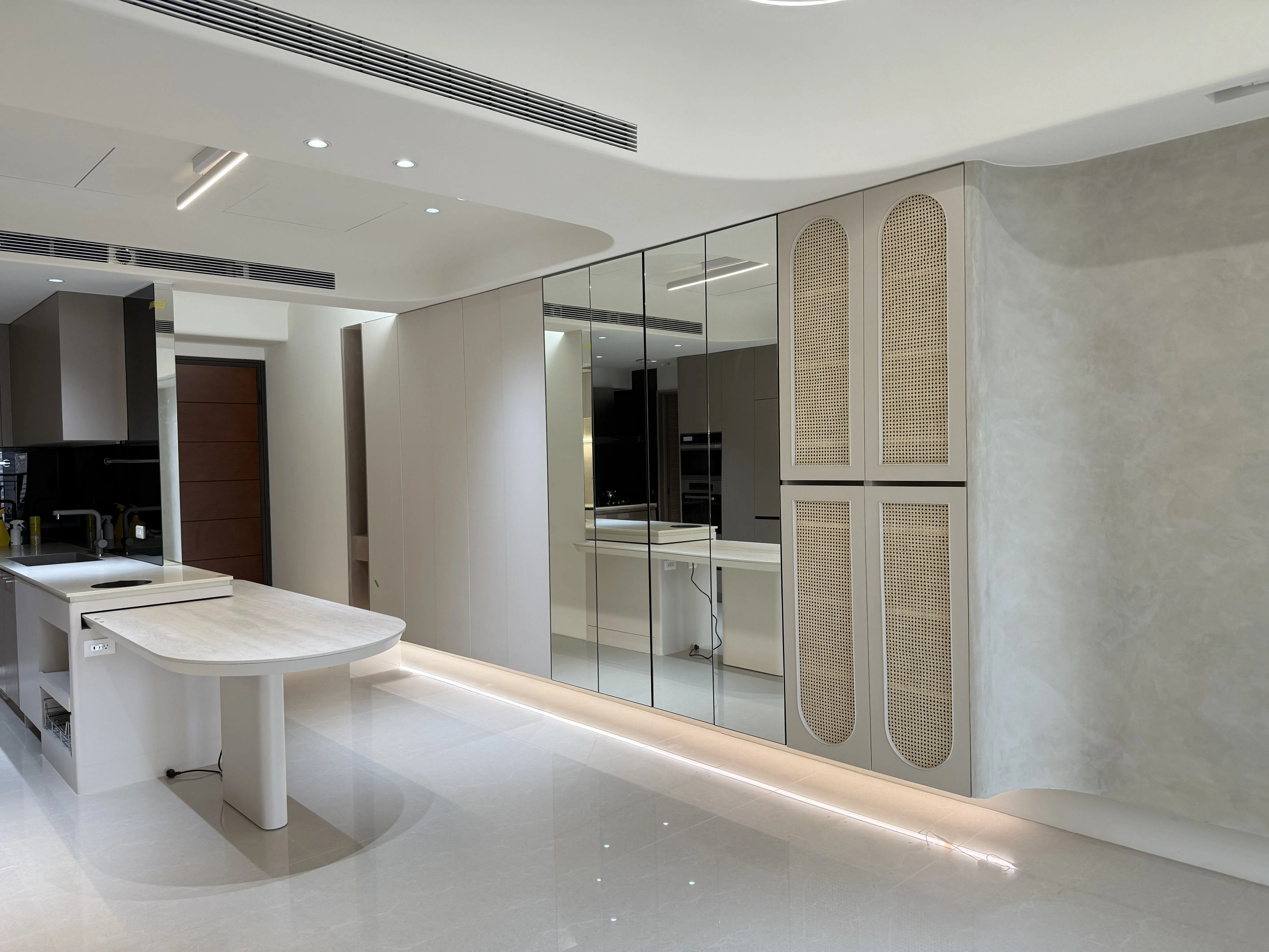 我們如何成就現代住宅的「光影」與「線條」美學