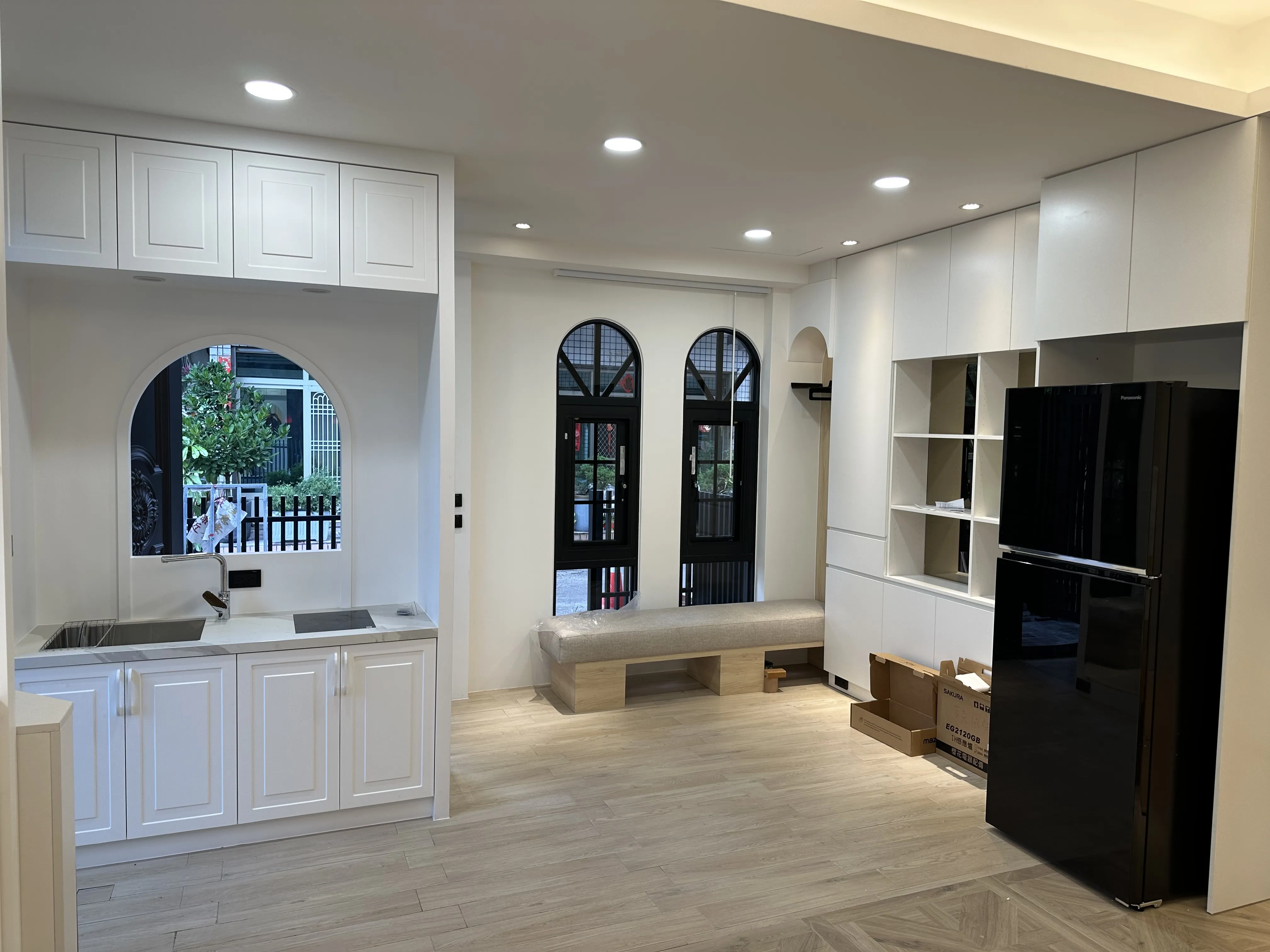 南投住宅的驚豔設計!將「現代極簡」與「古典花卉」完美並存