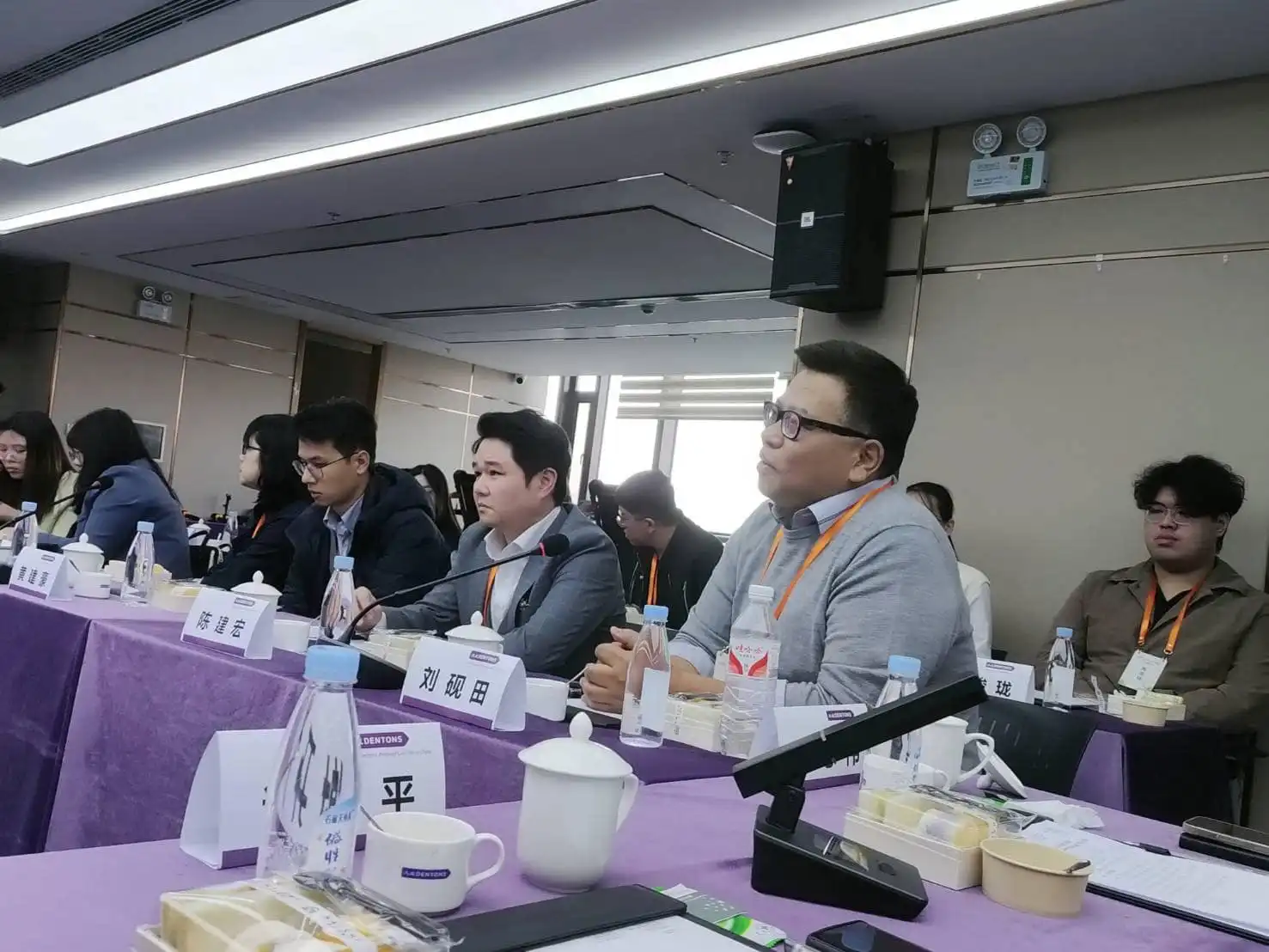 雲南大學法學院、北京大成（昆明）法律事務所、雲南高級人民法院參訪