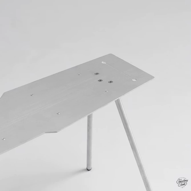 地域仕事 Territory-Task 盾牌桌【綠色工場】SWIFT系列 露營桌 風格露營 浪板桌 長桌