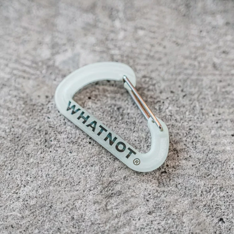 WHATNOT｜ 夜光C型扣【綠色工場】GLOW CARABINER 露營掛勾 D型扣 D扣 掛物勾 風格選務