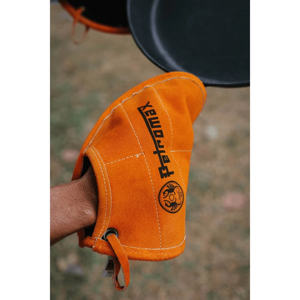 【綠色工場】Petromax 圓形皮革防燙鍋墊 (2入-可套手) 手套 隔熱套 隔熱墊 鍋墊 隔熱手套 皮革手套 露營