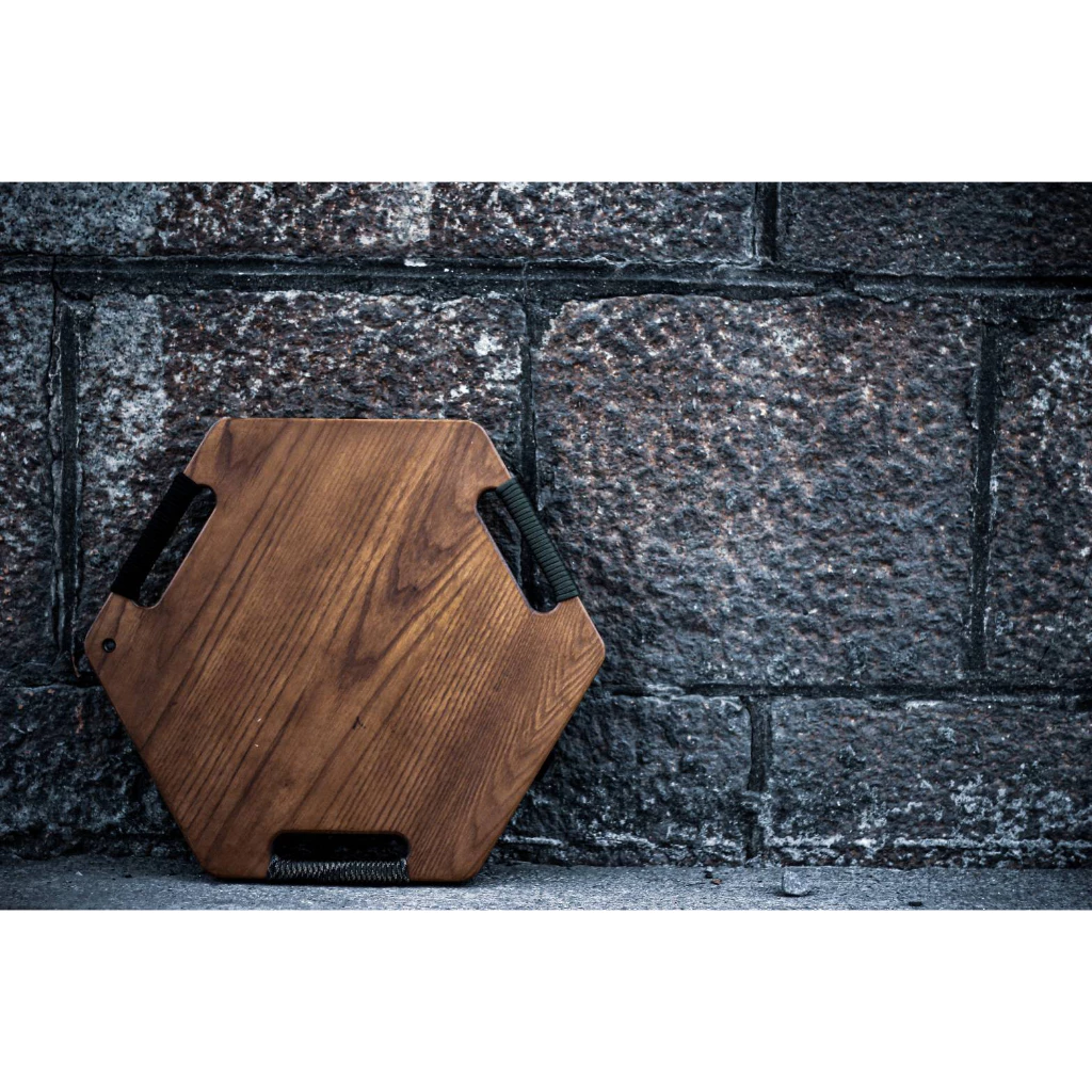 【綠色工場】<預購> Nextion 六角小桌「立春」 實木小桌 露營小桌 帳內小桌 北美梣木 台灣設計 台灣生產