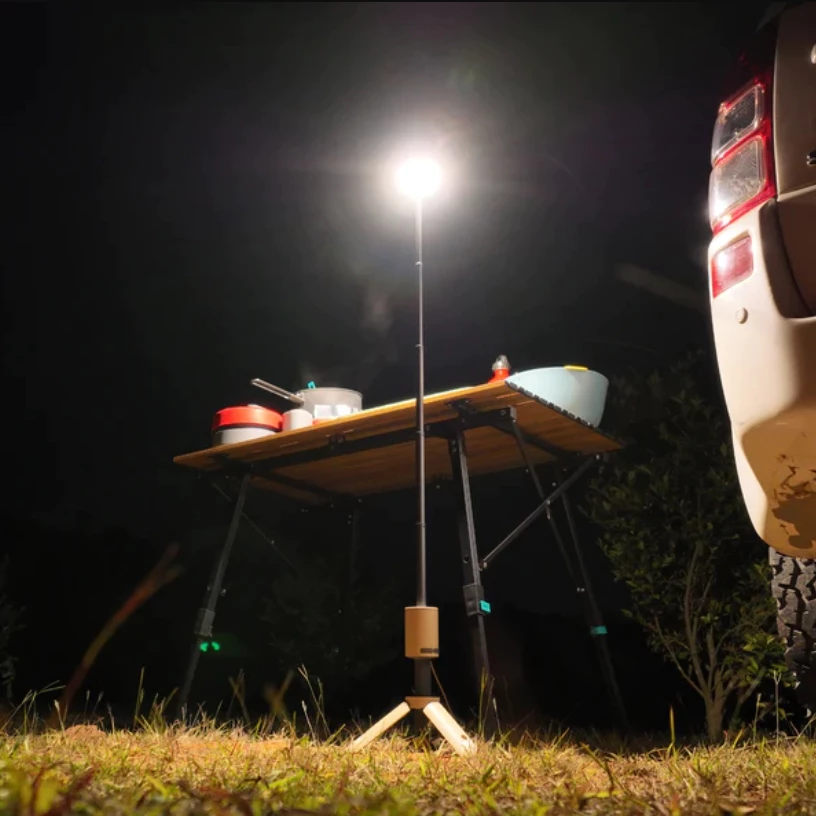 OUTASK｜戶外伸縮照明燈 <官方授權>【綠色工場】LED燈 手電筒 照明燈 露營燈 巨燈 伸縮燈 立柱燈 可磁吸防水