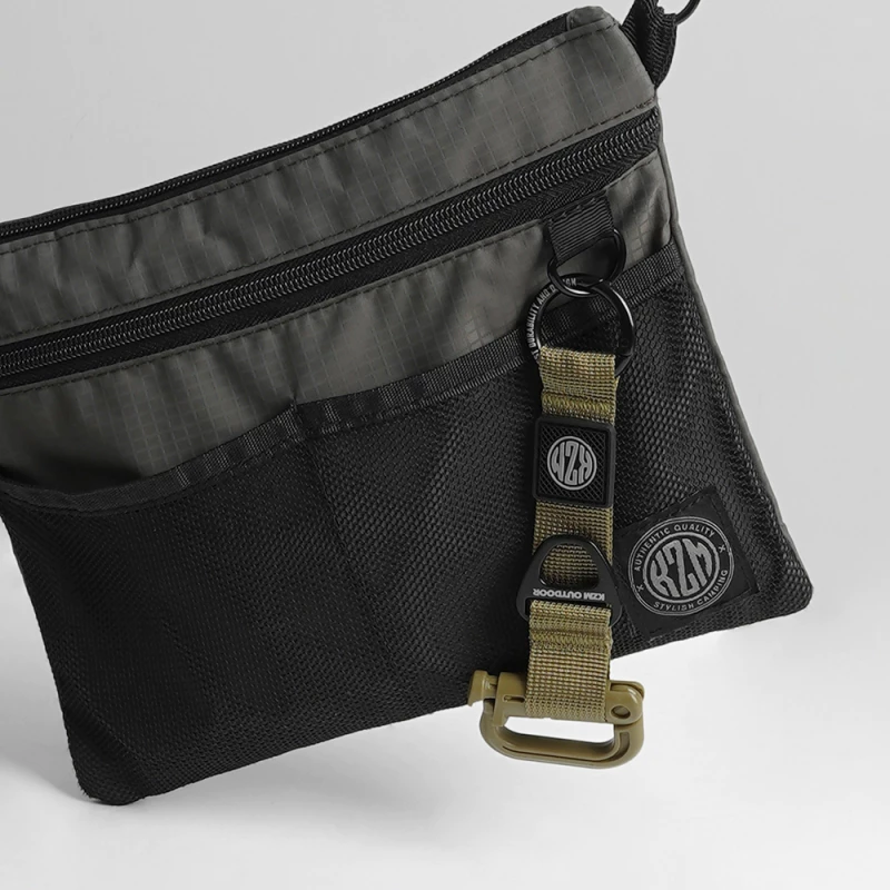 KAZMI KZM 工業風多功能戰術扣【綠色工場】多功能掛勾 D扣 戰術扣環 萬物掛勾 露營掛勾