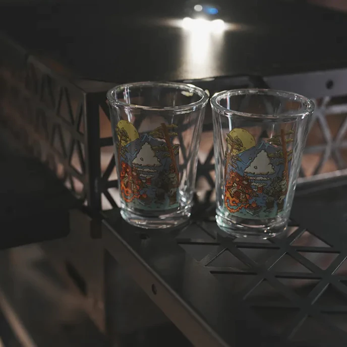 Foothills 歸火之地 品牌143啤酒杯【綠色工場】生啤杯 玻璃杯 啤酒杯 台灣製 附收納袋