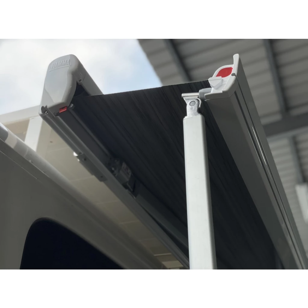 FIAMMA F45S 車邊帳 350 【綠色工場】限量白色 車邊帳篷 天幕 客廳帳 遮陽帳 露營車 車頂架 車宿 車泊