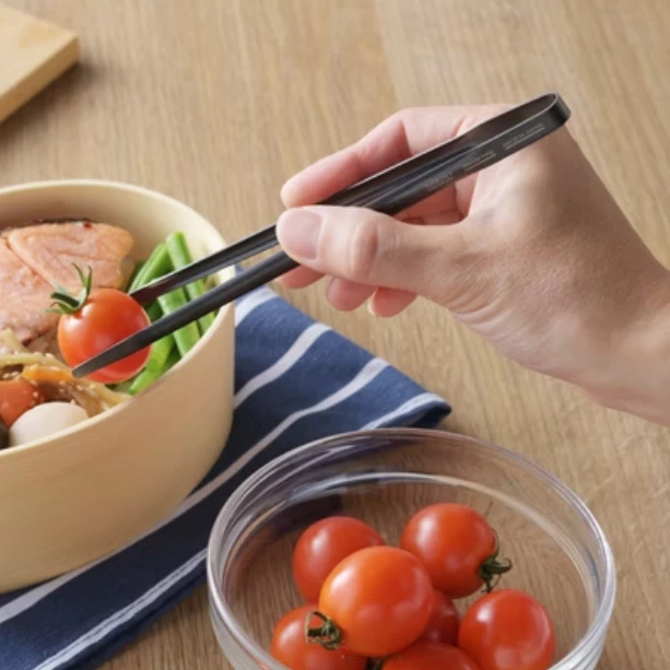 IDEA SEKIKAWA｜筷夾【綠色工場】日本燕三条製 不鏽鋼 公筷夾 料理夾 黑色/銀色 炊事用具 筷子