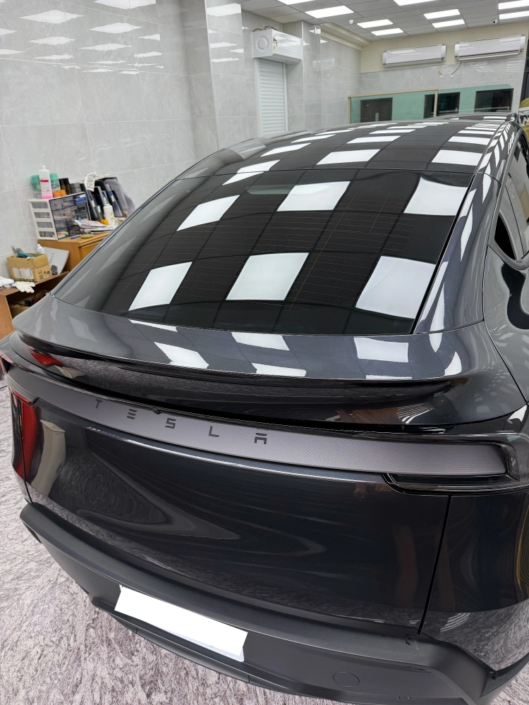 特斯拉 Y｜舒熱佳<br>前擋LX70、前窗XE45、後窗XE70、後擋XE70