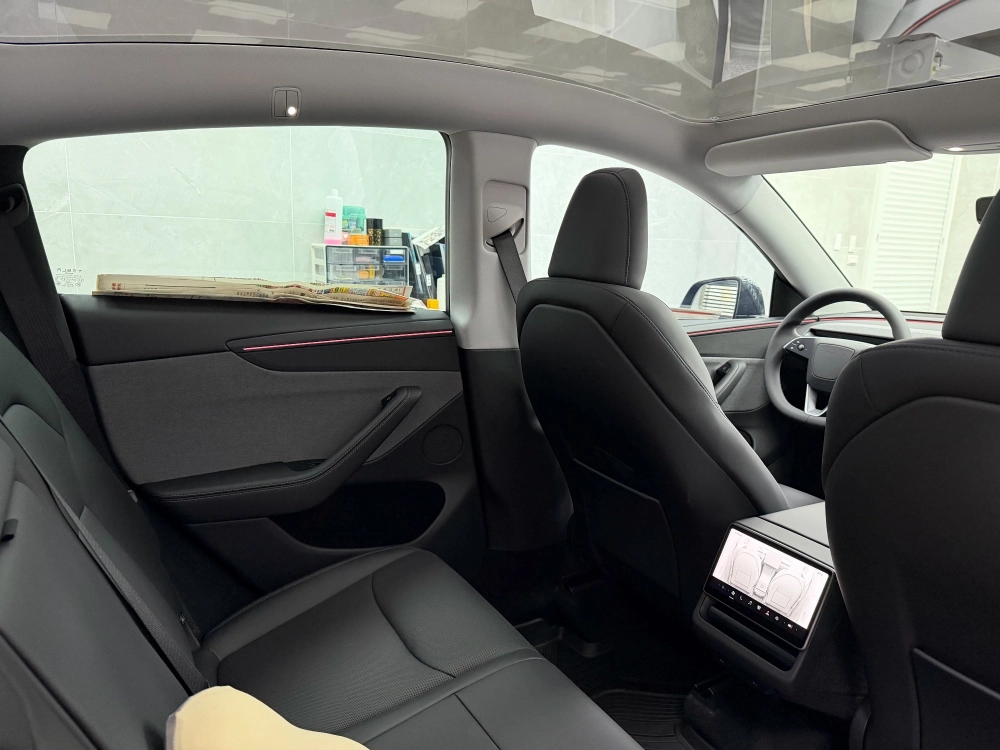 特斯拉 Y｜舒熱佳<br>前擋LX70、前窗XE45、後窗XE70、後擋XE70